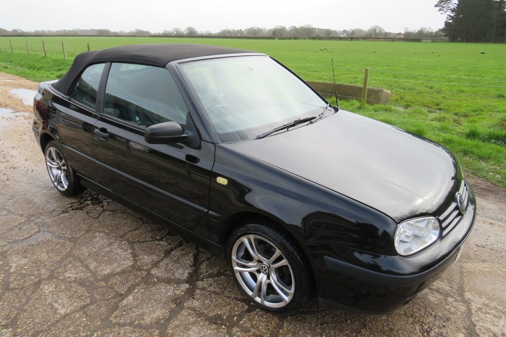 Volkswagen Golf 1.8 S Convertible Black #2