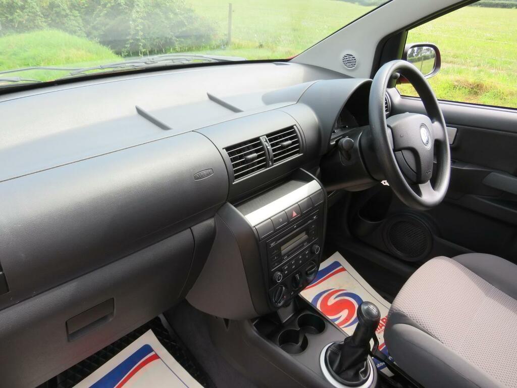 Volkswagen Fox 1.2 Urban Fox Red #4
