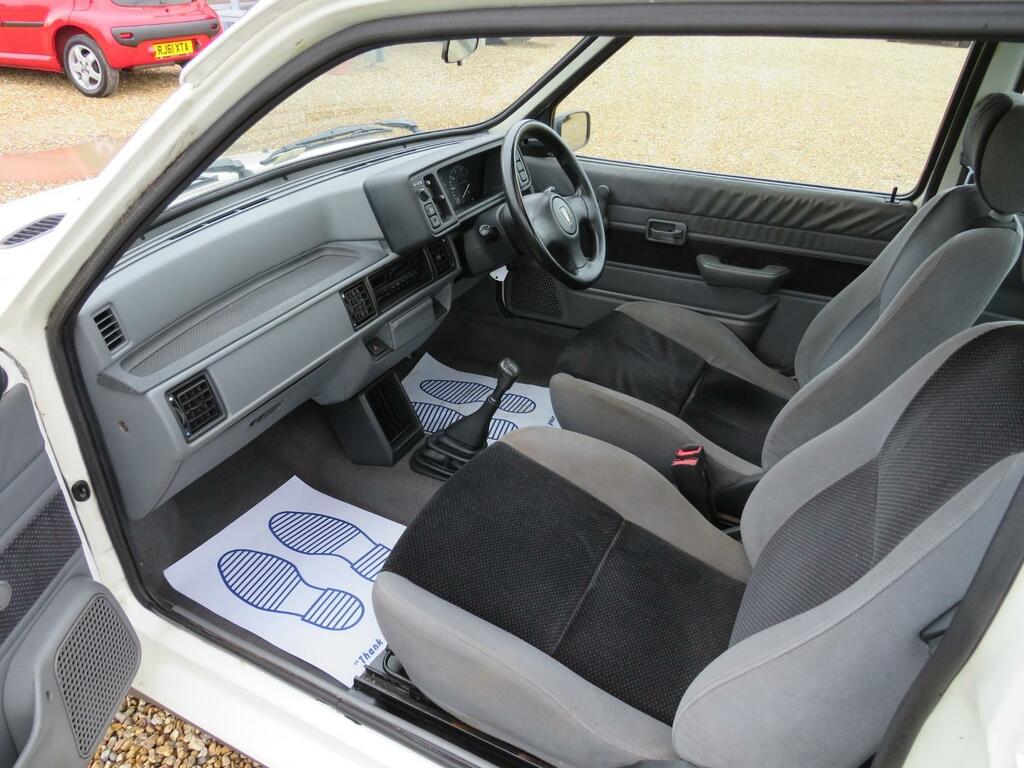 Rover 100 Kensington Se Red #19
