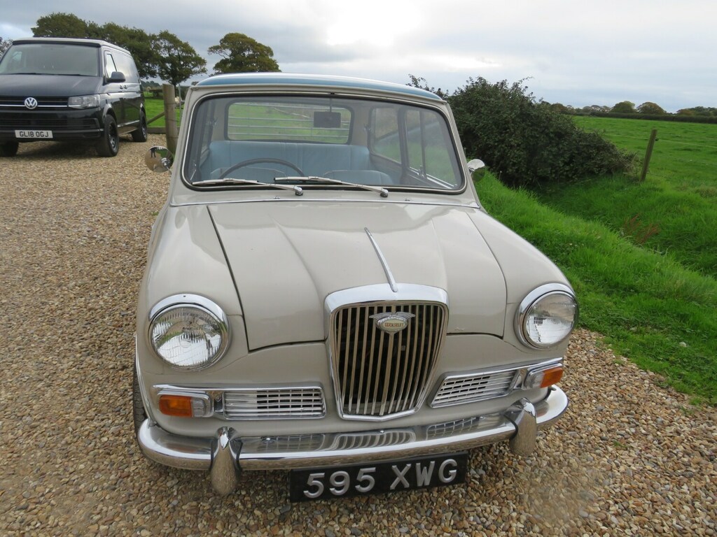 Wolseley All Models Mark One Saloon #4