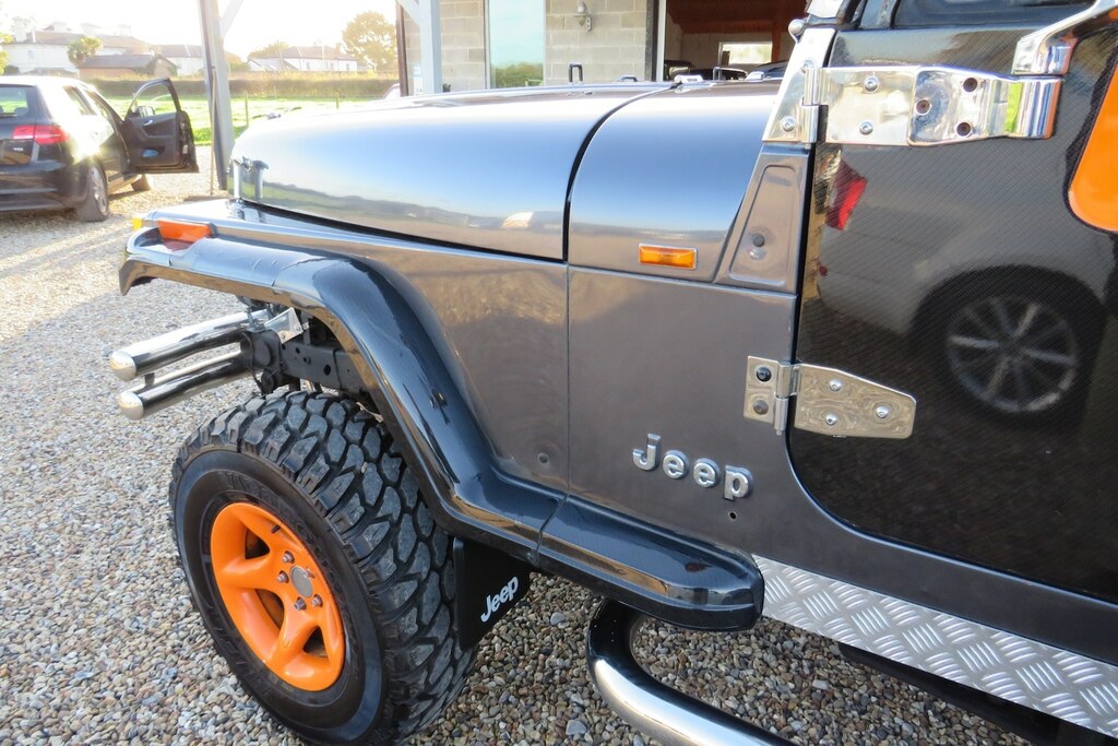 Jeep Wrangler 4.0 Sahara 181 Bhp Beige #55