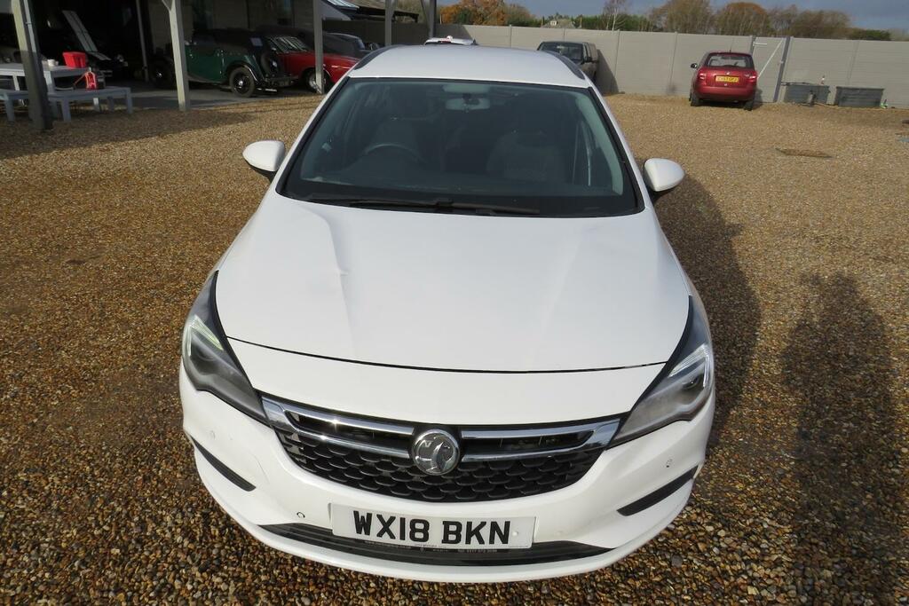 Vauxhall Astra 1.4 Turbo Estate WX18BKN White #3