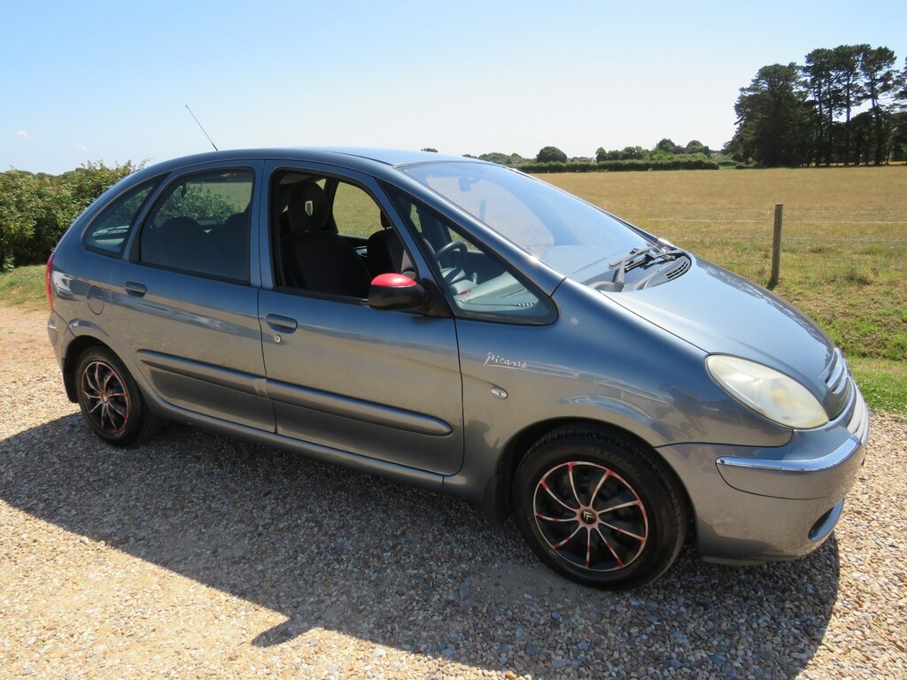 Citroen Xsara Picasso 1.6I 16V Desire Grey #3
