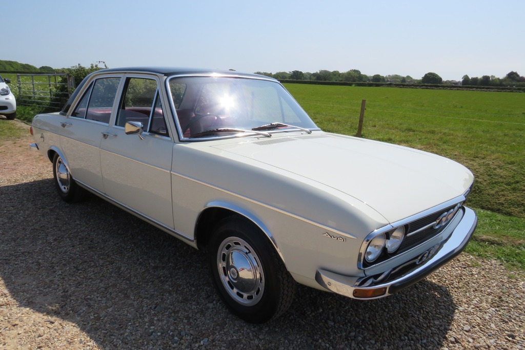 Audi 100 4 Wheel Sports Show Winner FMW531J White #3