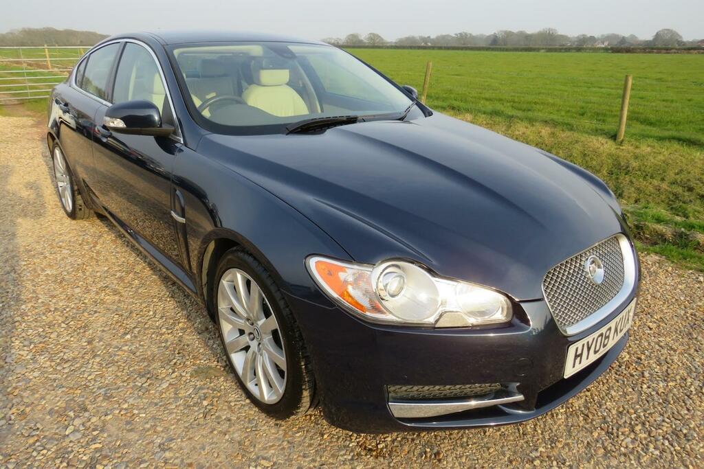 Jaguar XF 3.0 V6 Premium Luxury Blue