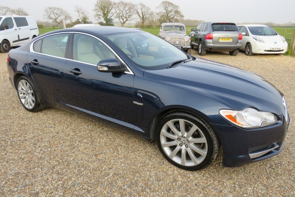 Jaguar XF 3.0 V6 Premium Luxury HY08KUX Blue #2