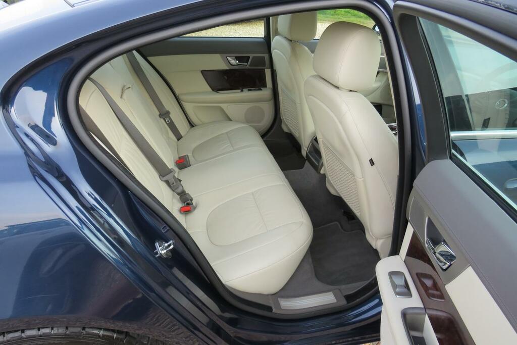 Jaguar XF 3.0 V6 Premium Luxury HY08KUX Blue #5