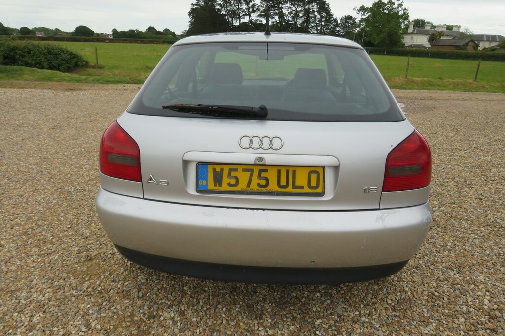 Audi A3 1.6 Se Silver #2
