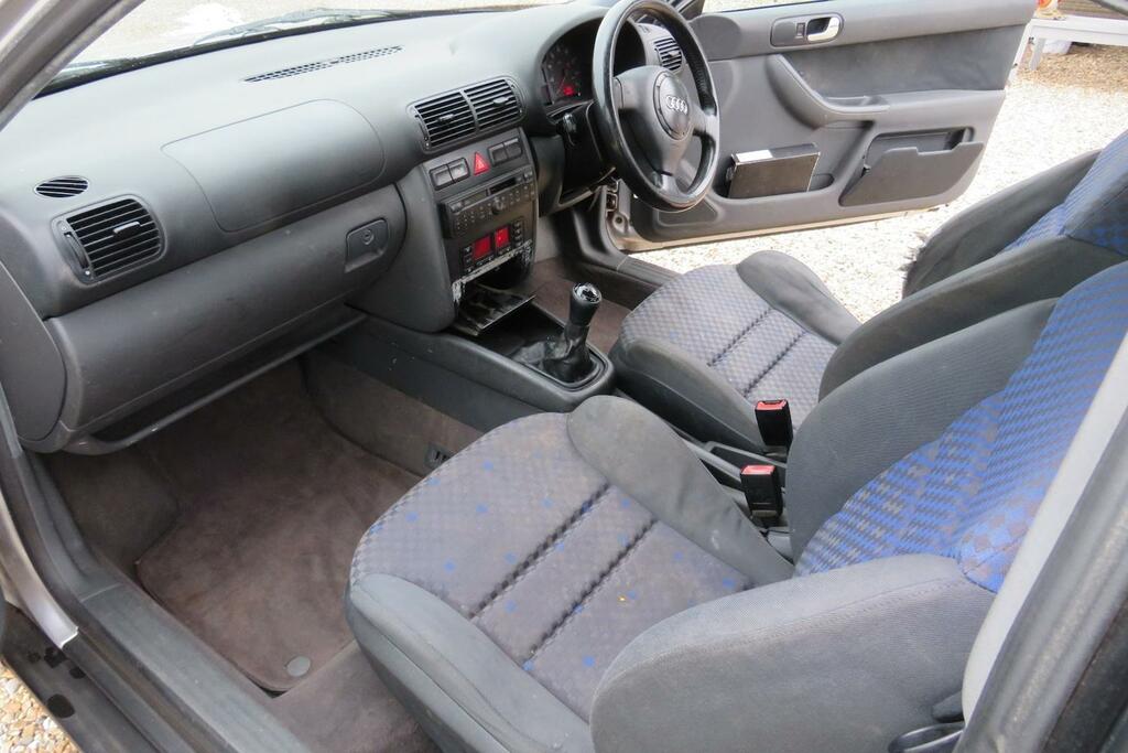 Audi A3 1.6 Se Silver #18