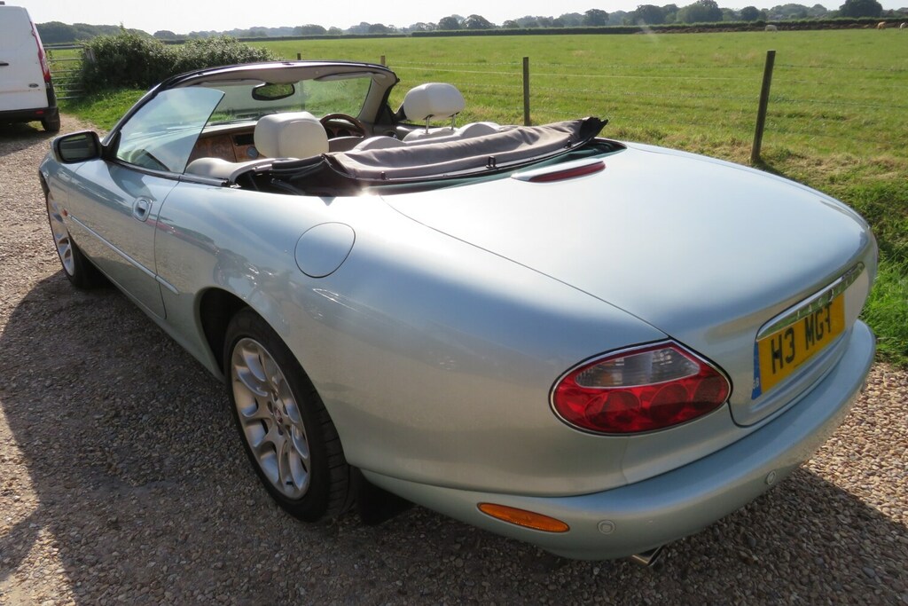 Jaguar XK8 4.0 2dr Blue #7
