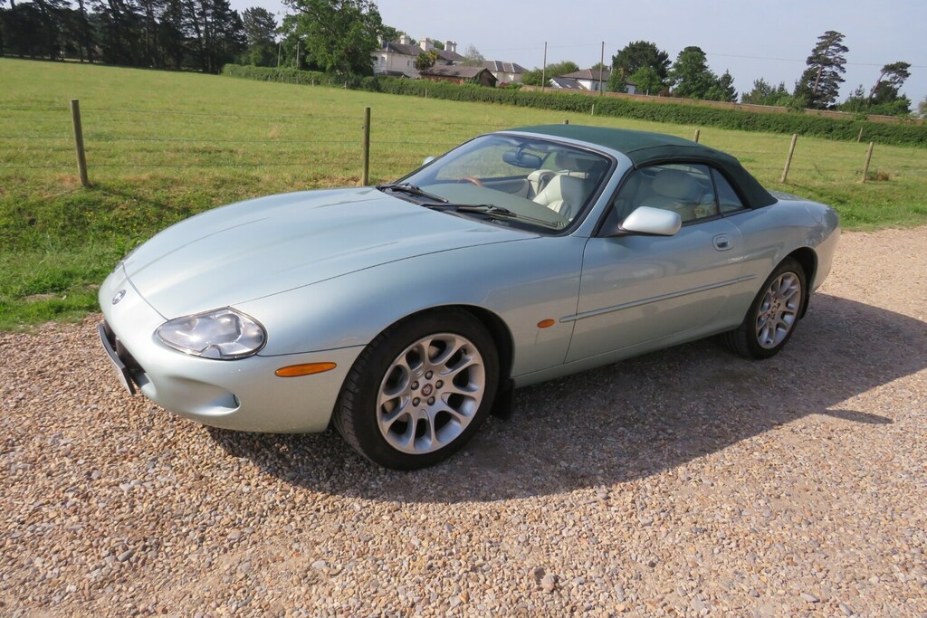 Jaguar XK8 4.0 2dr Blue #28