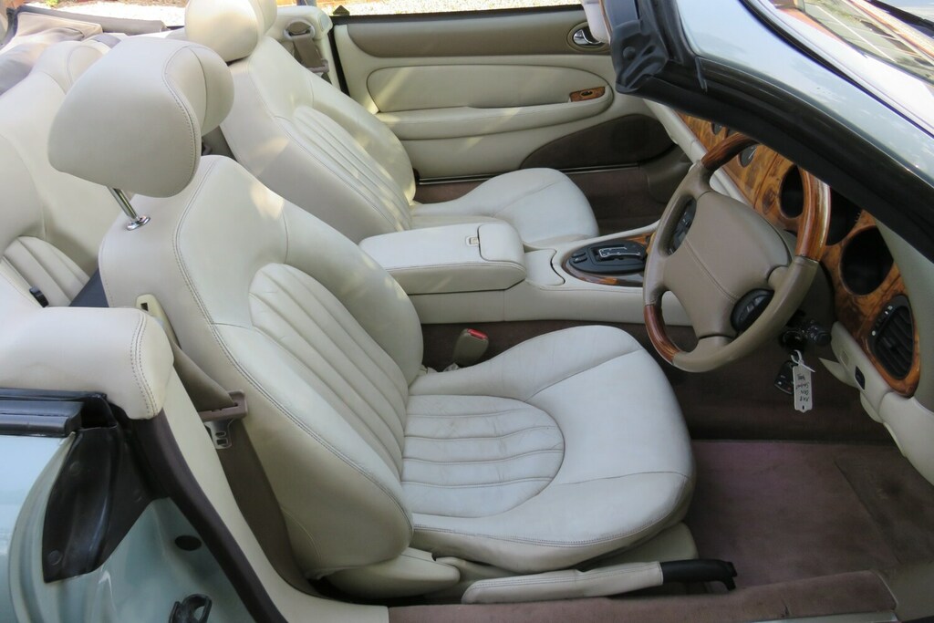 Jaguar XK8 4.0 2dr Blue #22