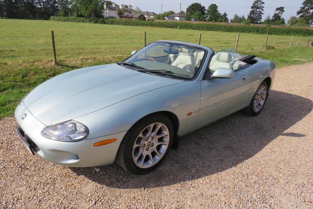 Jaguar XK8 4.0 2dr Blue #17