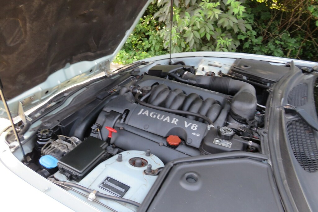 Jaguar XK8 4.0 2dr Blue #27