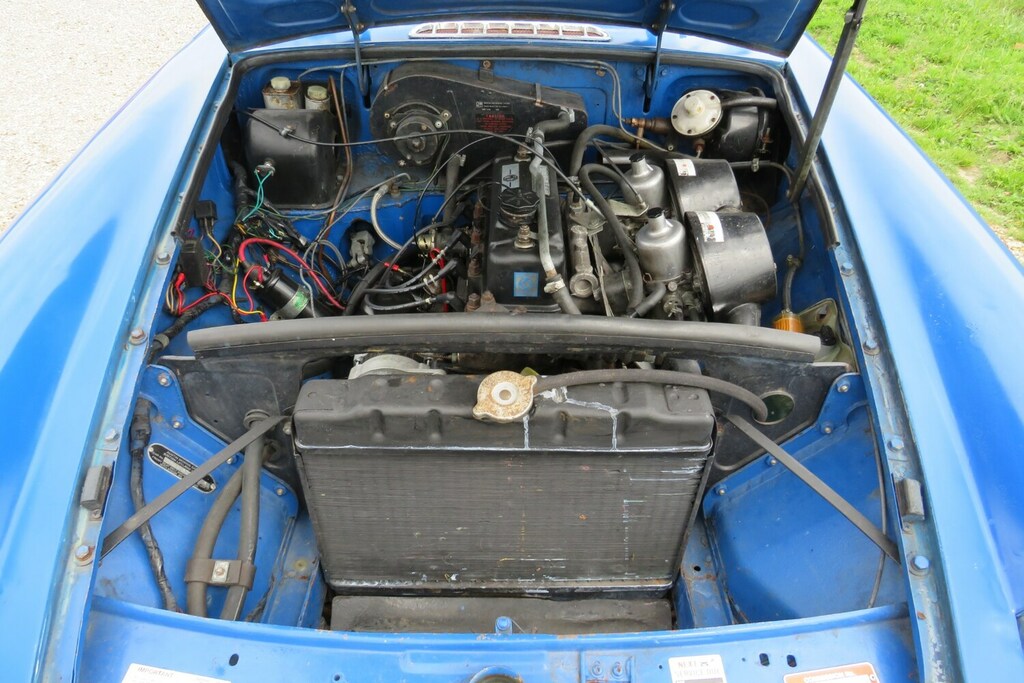 MG MGB With Overdrive Blue #3