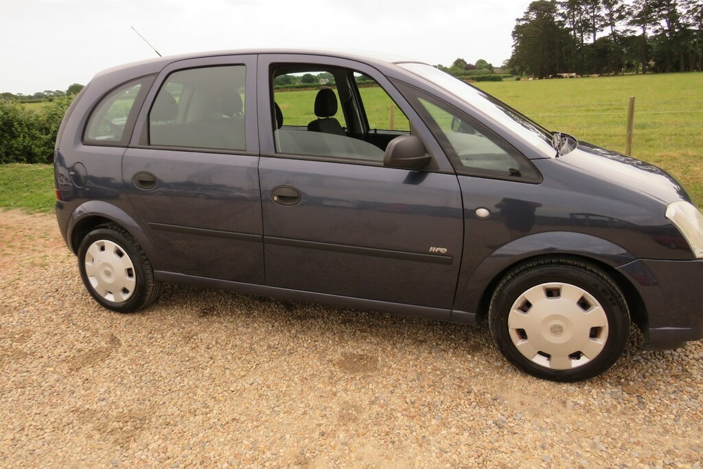 Vauxhall Meriva 1.4I 16V Active Silver #10