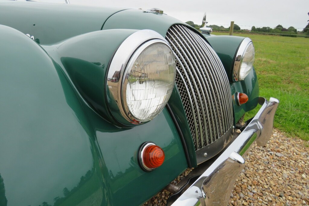 Morgan 4/4 1600 Croosflow Green #4