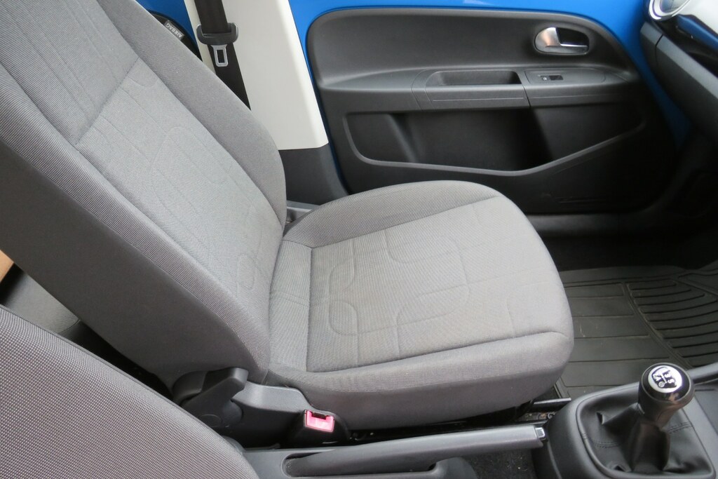 Volkswagen Up 2014 64 White #8