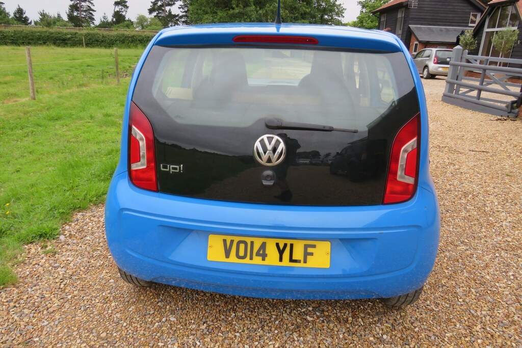 Volkswagen Up 2014 64 White #16