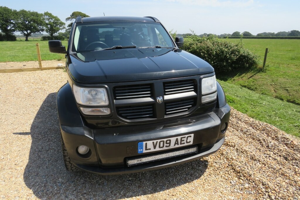 Dodge Nitro 2.8 Crd Sxt LV09AEC Black #4