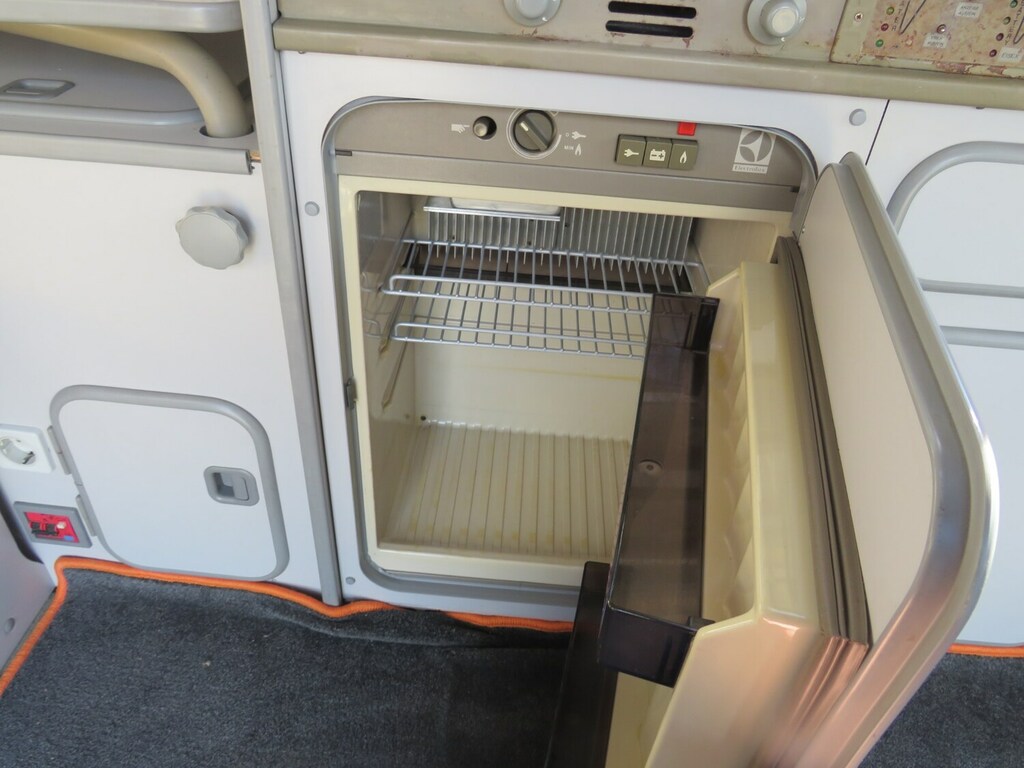 Volkswagen Campervan   #23