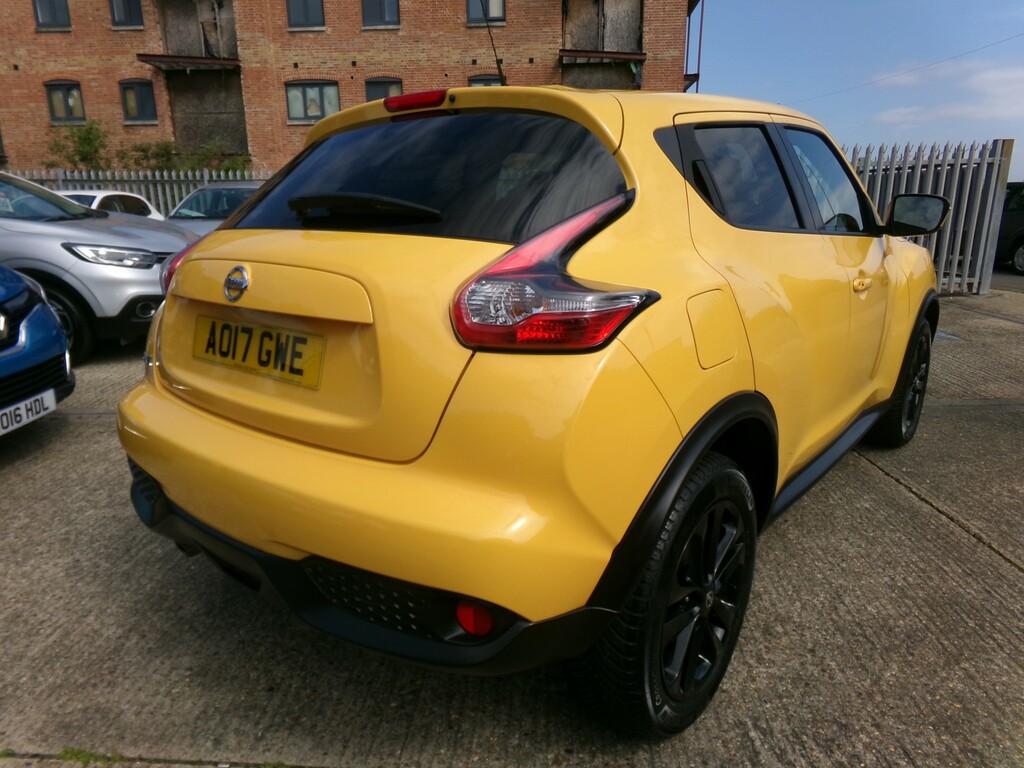 Nissan Juke Suv 1.6 N-connecta 2017 AO17GWE Yellow #5