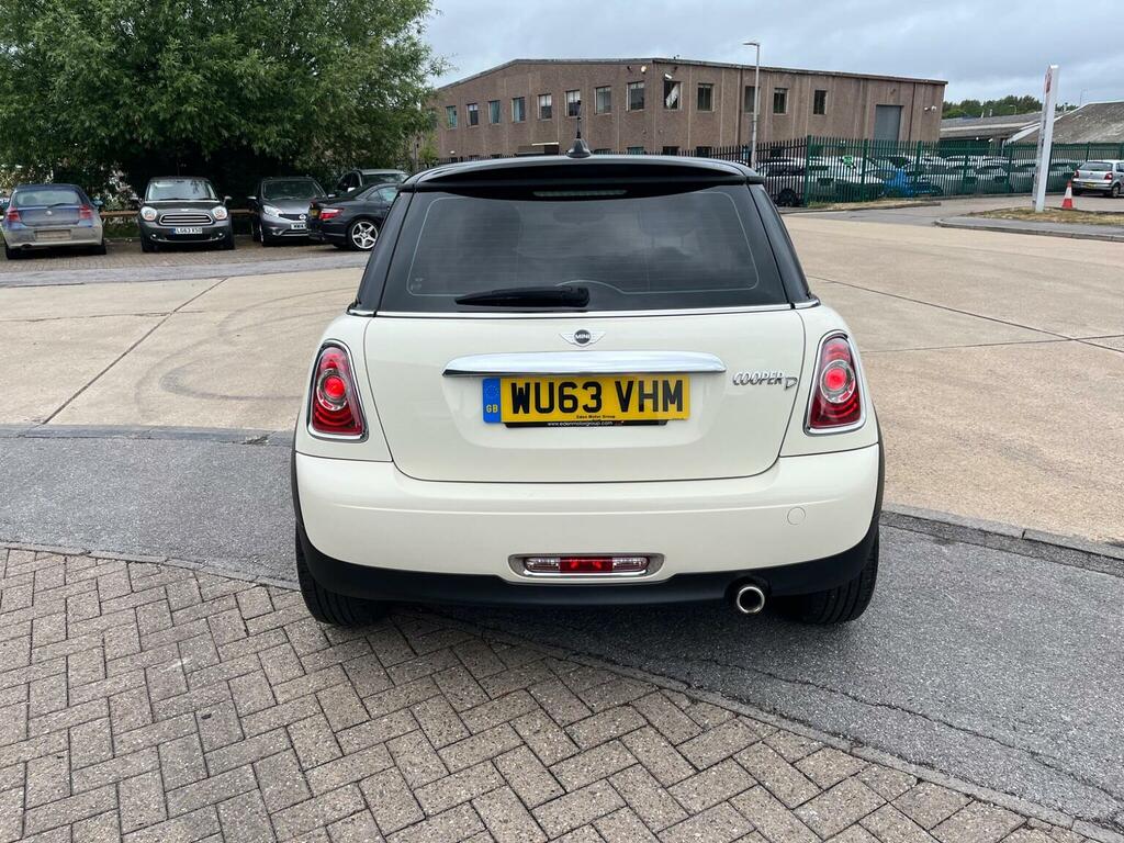 Mini Hatch Hatchback 1.6 Cooper D Euro 5 Ss 201363 White #5