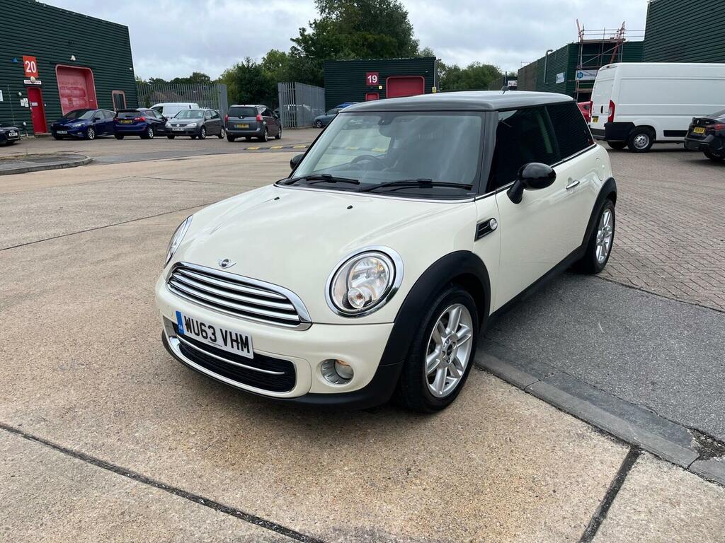Mini Hatch Hatchback 1.6 Cooper D Euro 5 Ss 201363 White #3
