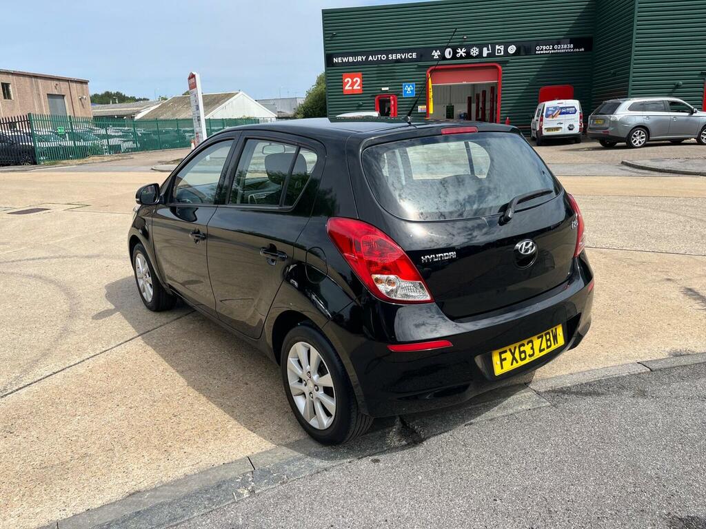 Hyundai I20 Hatchback 1.2 Active Euro 5 201363 Black #4