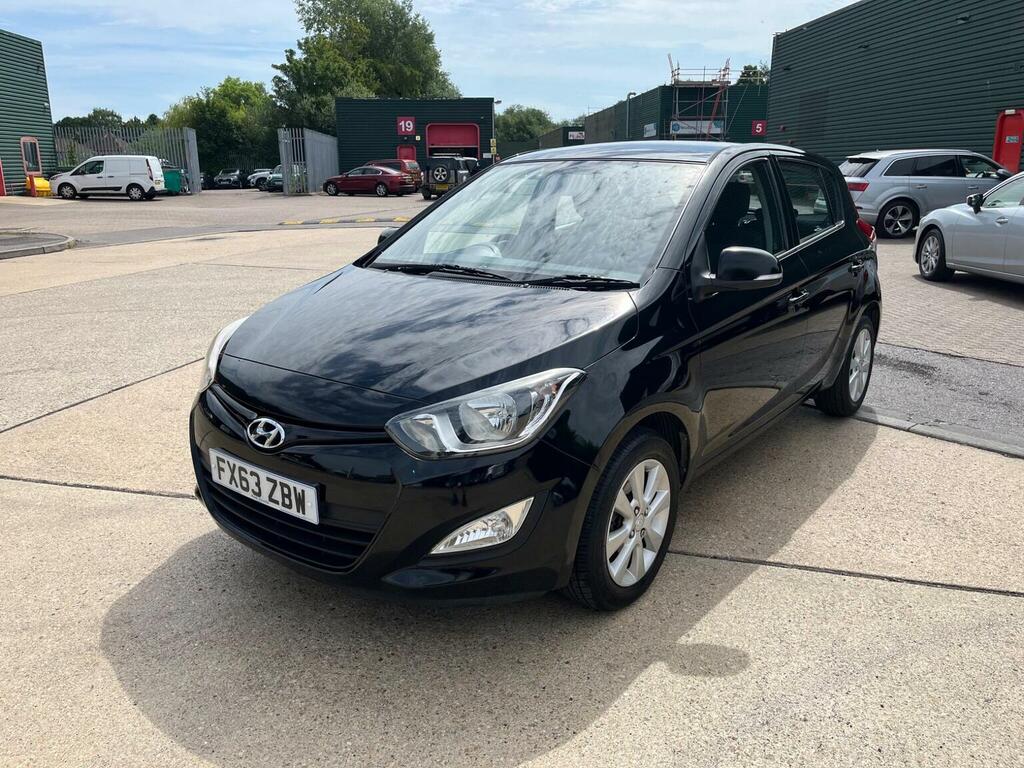 Hyundai I20 Hatchback 1.2 Active Euro 5 201363 Black #3