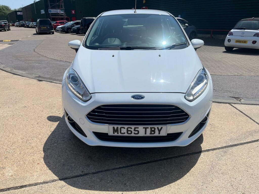 Ford Fiesta Hatchback 1.0T Ecoboost Zetec Euro 6 Ss 20 MC65TBY White #2