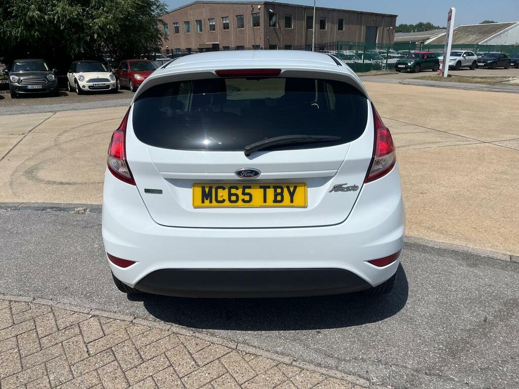 Ford Fiesta Hatchback 1.0T Ecoboost Zetec Euro 6 Ss 20 MC65TBY White #5