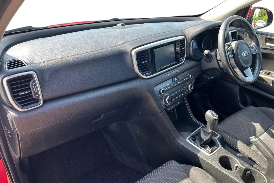 Kia Sportage 1.6 Gdi 2 Euro 6 Ss PF68ZKM Red #2