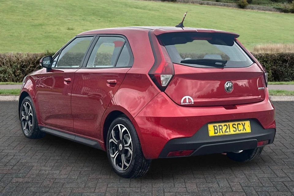 MG MG3 1.5 Vti-tech Exclusive Euro 6 Ss Red #3