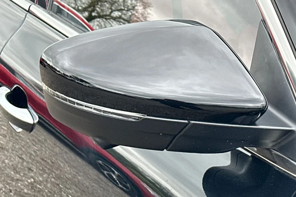 MG HS 1.5 T-gdi Trophy Dct Black #56