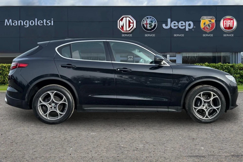Alfa Romeo Stelvio 2.0T Speciale Q4 Awd Euro 6 Ss Black #4