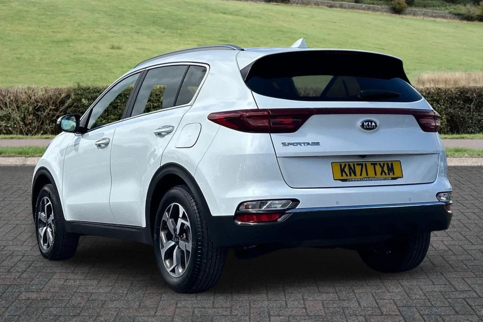 Kia Sportage 1.6 Gdi 2 Euro 6 Ss KN71TXM White #3