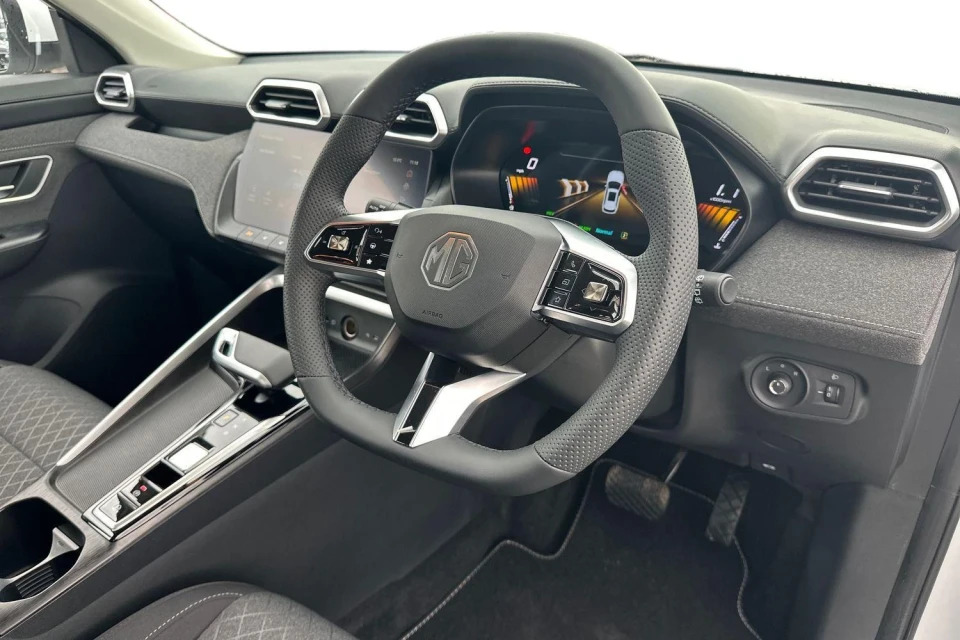 MG ZS 1.5 Hybrid Se Euro 6 Ss White #6