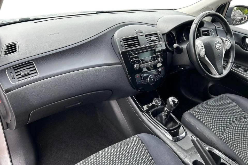 Nissan Pulsar 1.2 Dig-t Acenta Euro 6 Ss Silver #2