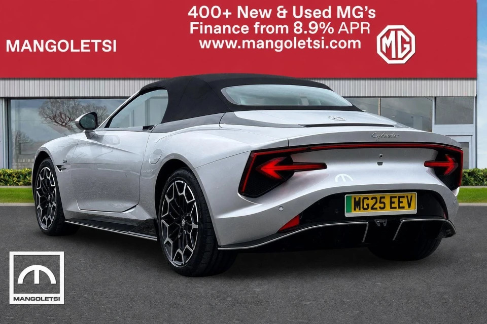 MG Cyberster 77Kwh Trophy Convertible 340 Ps Silver #3