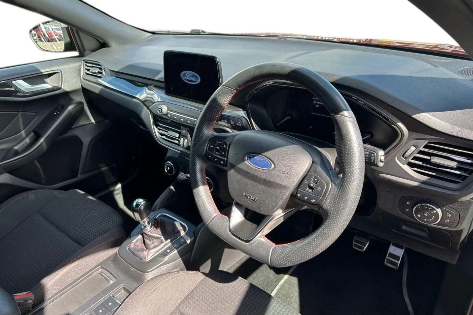 Ford Focus 1.0T Ecoboost St-line Euro 6 Ss Red #6