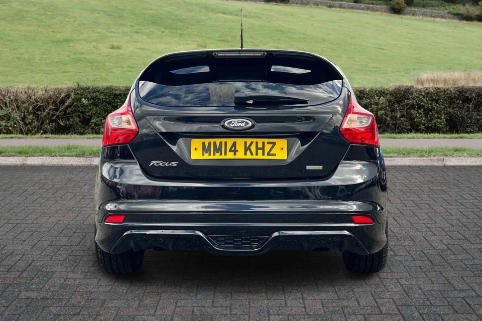 Ford Focus 1.0T Ecoboost Zetec S Euro 5 Ss MM14KHZ Black #4