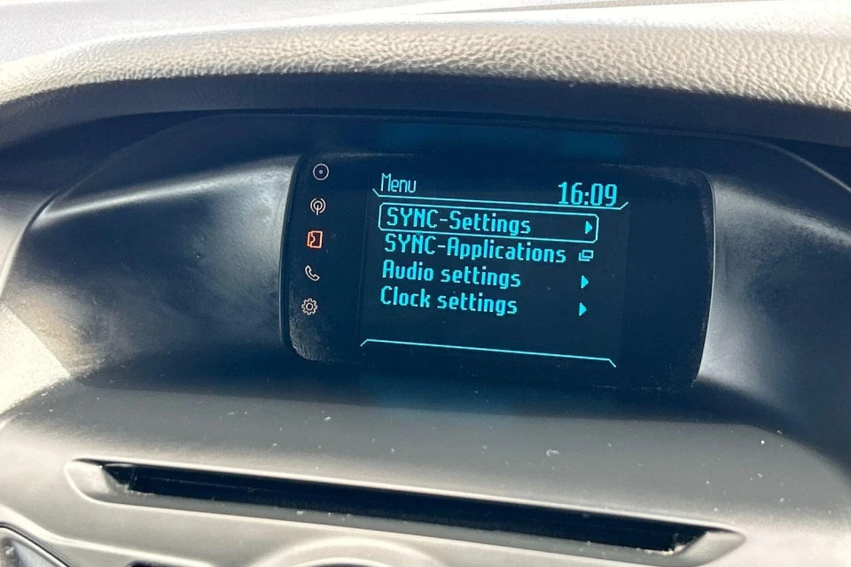 Ford Focus 1.6 Titanium Navigator Powershift Euro 5 Silver #21