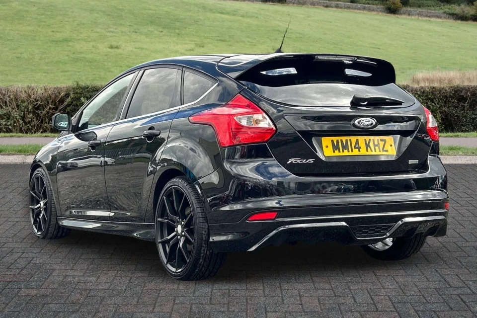 Ford Focus 1.0T Ecoboost Zetec S Euro 5 Ss MM14KHZ Black #3