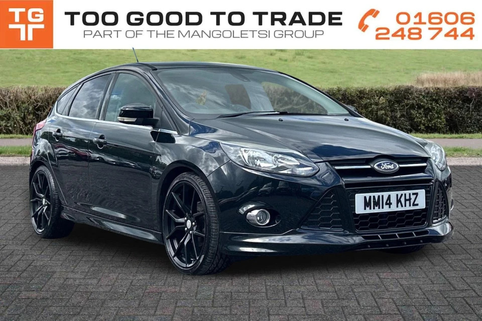 Ford Focus 1.6 Titanium Navigator Powershift Euro 5 Silver #1