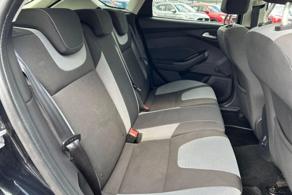 Ford Focus 1.6 Titanium Navigator Powershift Euro 5 Silver #19