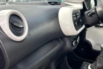 Renault Twingo 1.0 Sce Play Red #55