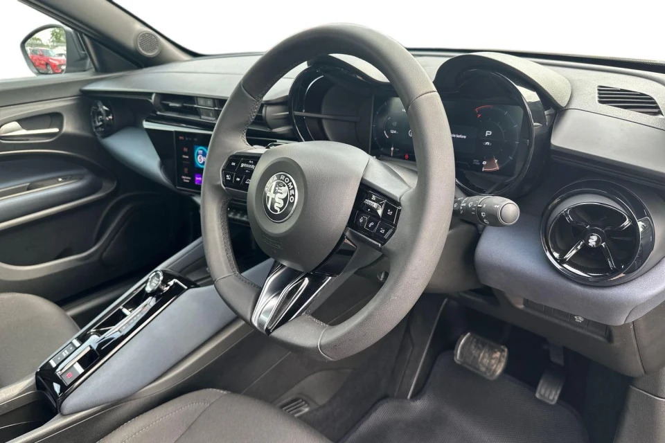 Alfa Romeo Junior 1.2 Mhev Ibrida E-dct Euro 6 Ss Beige #6
