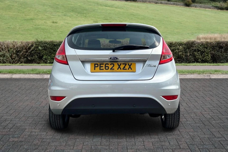 Ford Fiesta Zetec 1.2 White #4