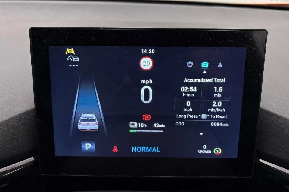 MG MG4 125Kw Se Nav Ev 49Kwh White #7